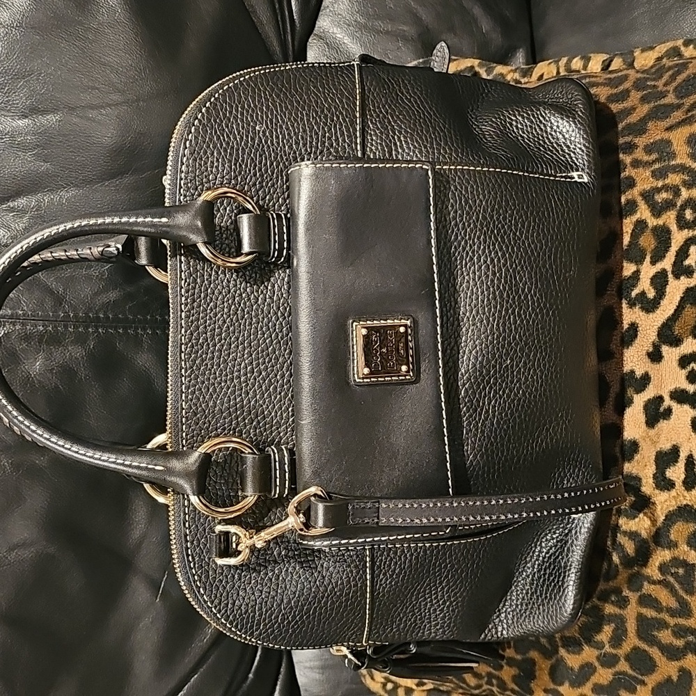 DOONEY & BOURKE BAG... EXCELLENT CONDITION - Picture 7 of 16
